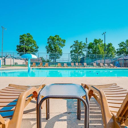 Lofty Retreat & Paradise Pointe Branson Exterior foto