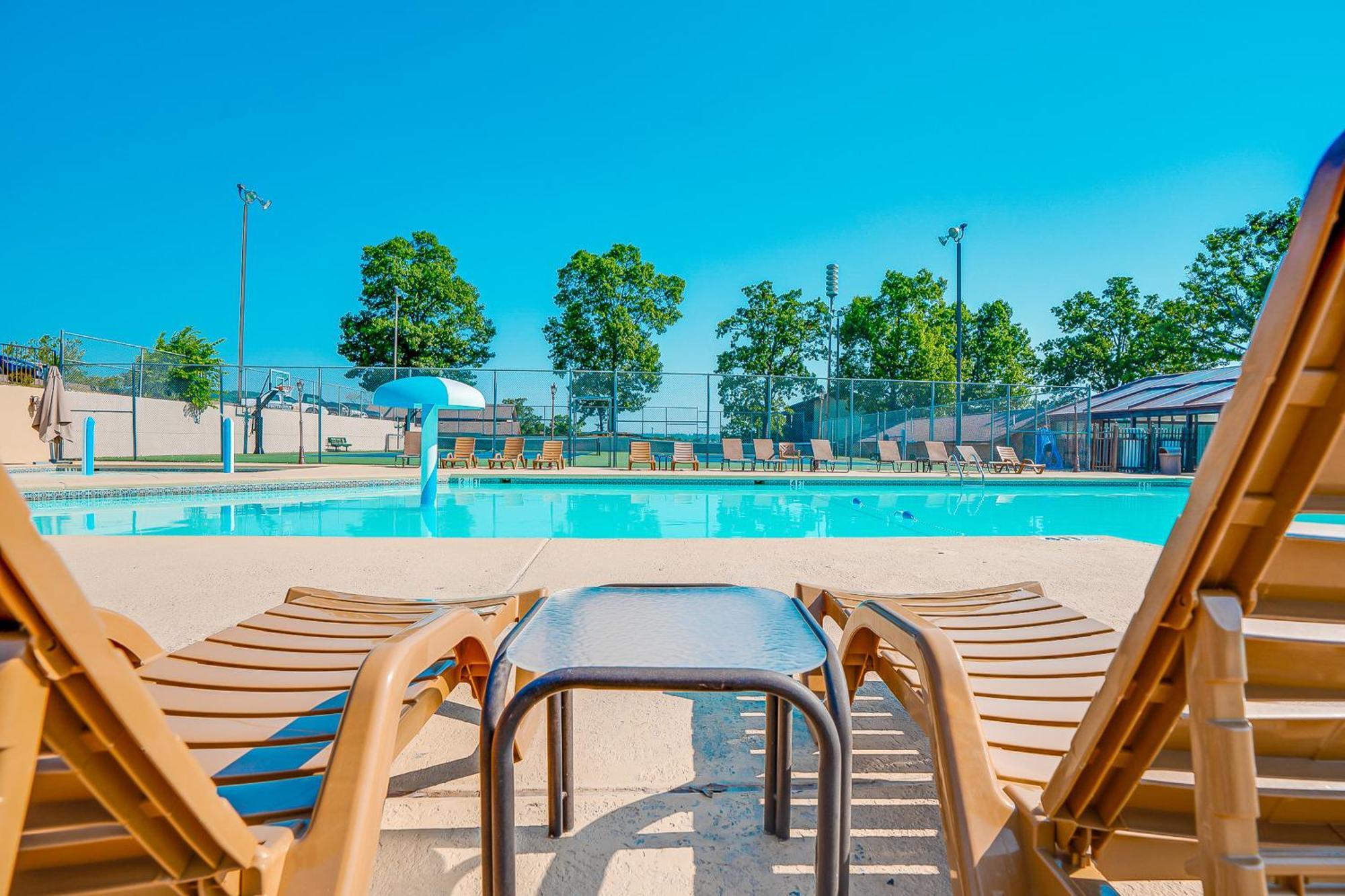 Lofty Retreat & Paradise Pointe Branson Exterior foto