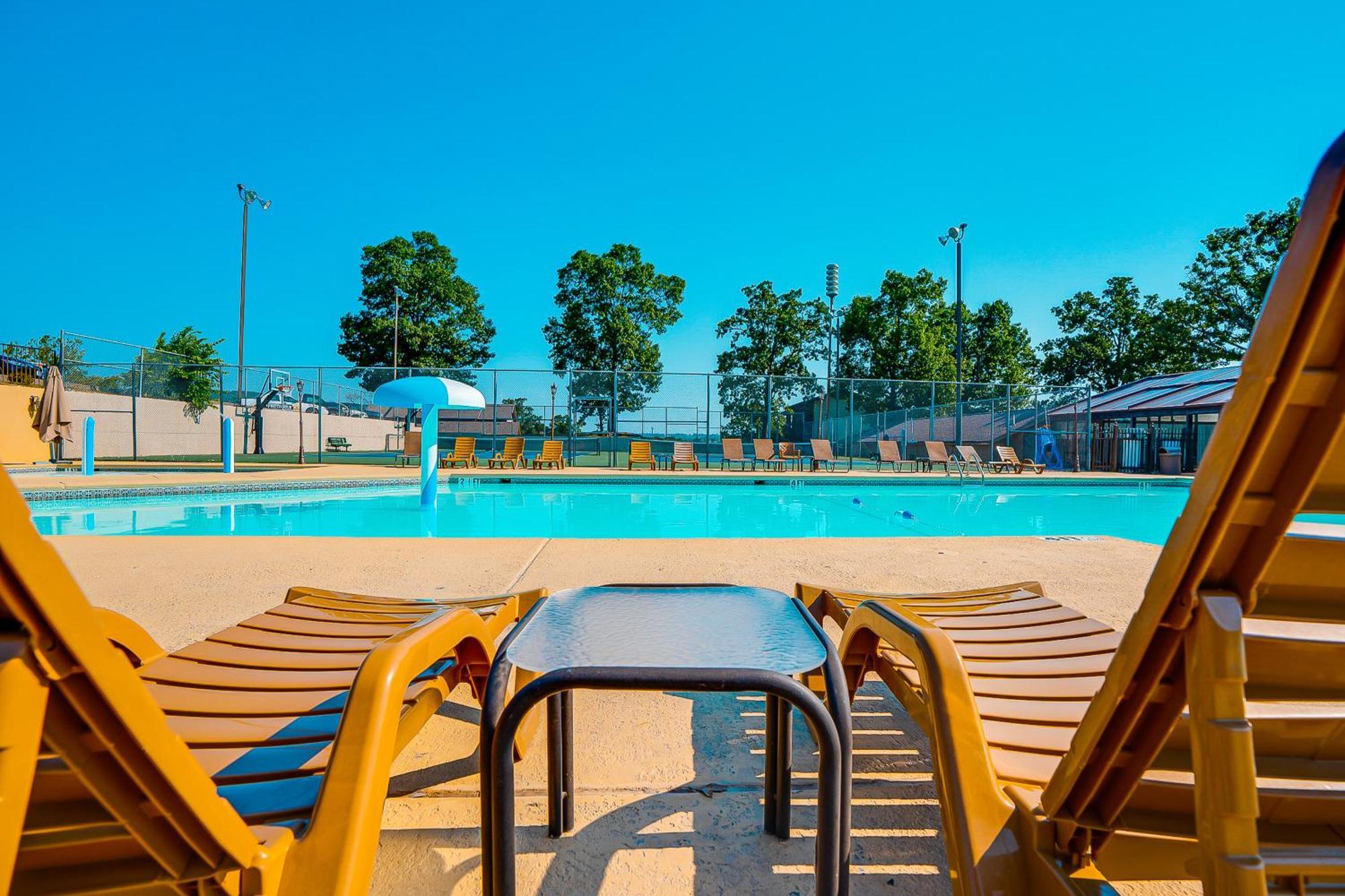 Lofty Retreat & Paradise Pointe Branson Zimmer foto